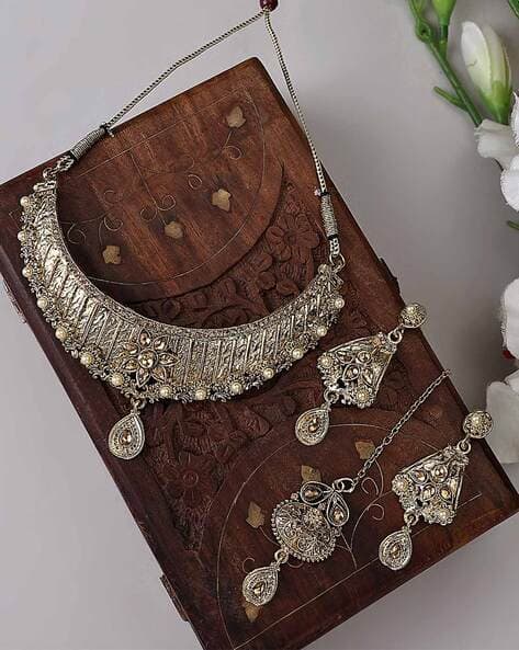 Gold-Plated Stone-Studded Necklace & Earrings with Maangtika Set