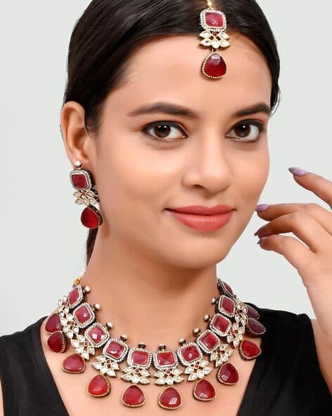 Kundan Necklace & Earrings Set with Maangtika